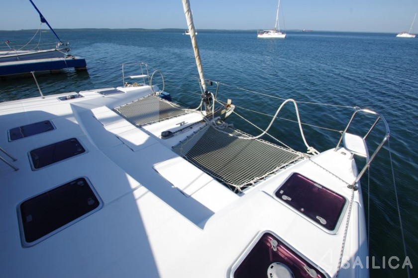 Lagoon 421 - Yacht Charter Sailica
