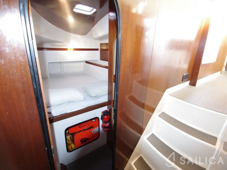 Athena 38 - Yacht Charter Sailica
