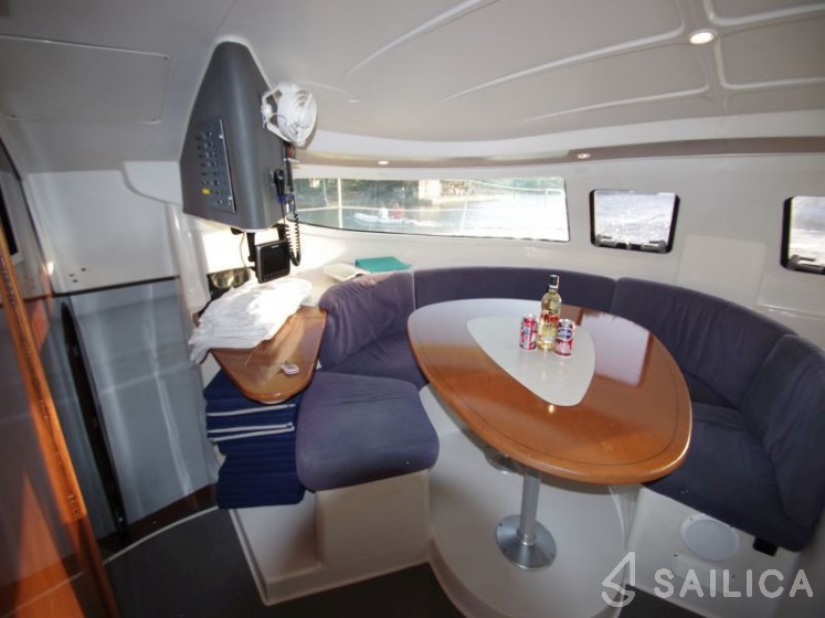Athena 38 - Yacht Charter Sailica