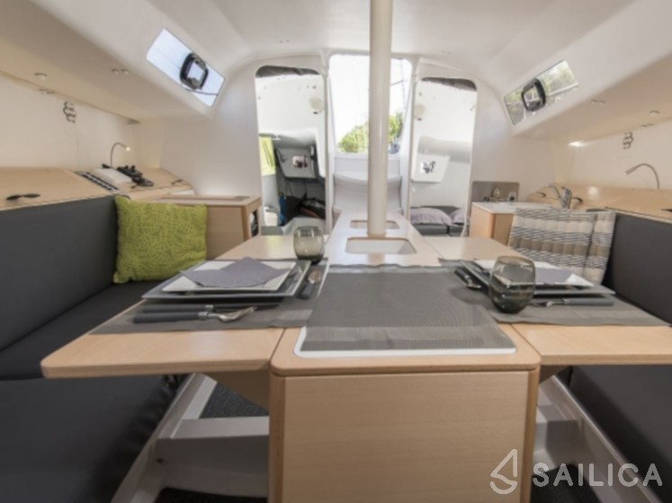 Pogo 30 - Yacht Charter Sailica