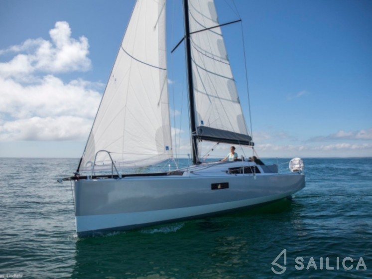 Pogo 30 - Yacht Charter Sailica