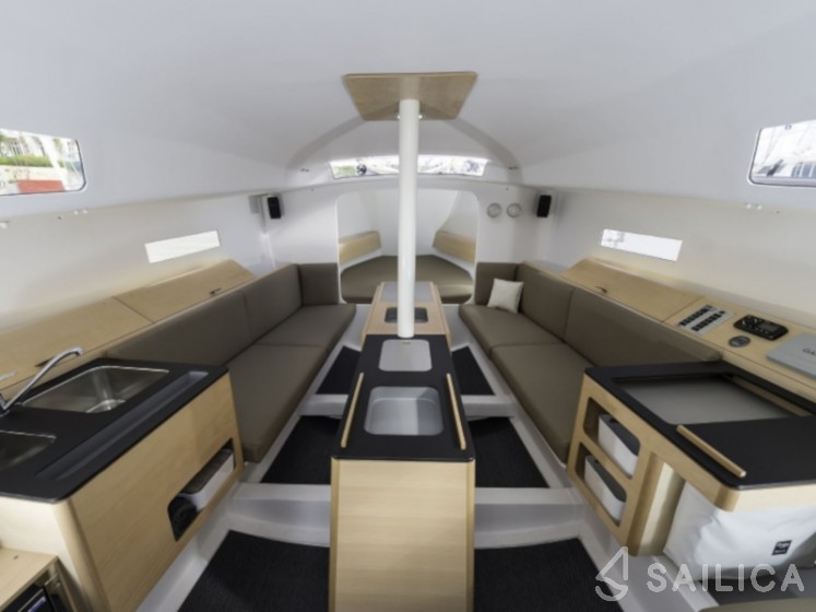 Pogo 30 - Yacht Charter Sailica