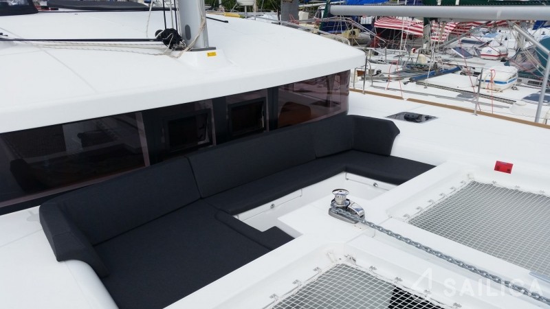 Lagoon 450 Sport - Yacht Charter Sailica