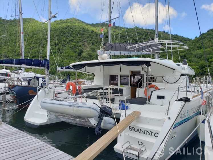 Lagoon 450 Sport - Yacht Charter Sailica