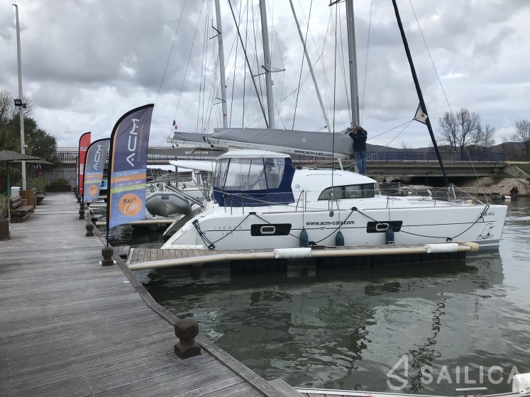 Lagoon 38 - Yacht Charter Sailica