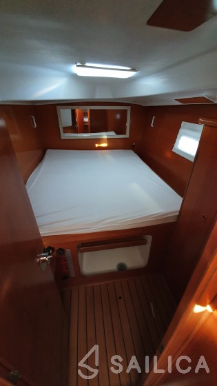 Lagoon 38 - Yacht Charter Sailica