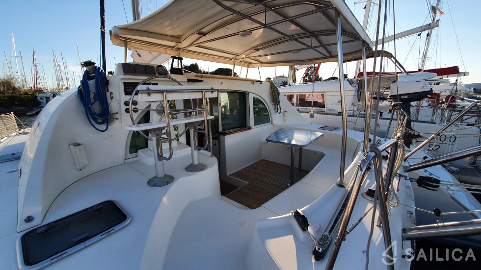 Lagoon 38 - Yacht Charter Sailica