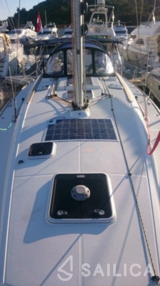 Sun Odyssey 42i - Yacht Charter Sailica