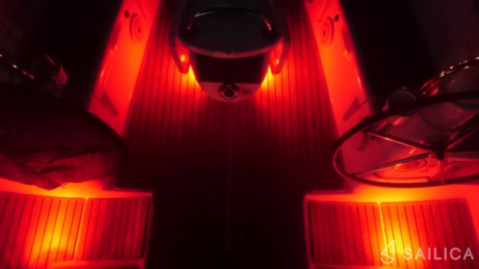 Sun Odyssey 42i - Yacht Charter Sailica