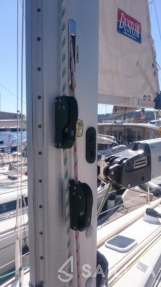 Sun Odyssey 42i - Yacht Charter Sailica