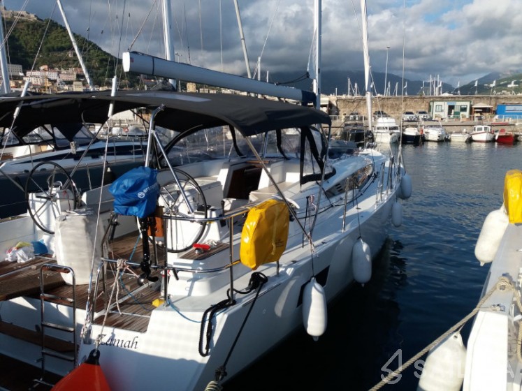 Jeanneau 54 - Yacht Charter Sailica