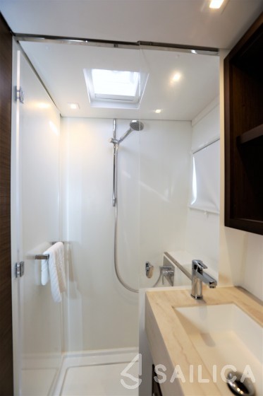 Lagoon 46  - Yacht Charter Sailica