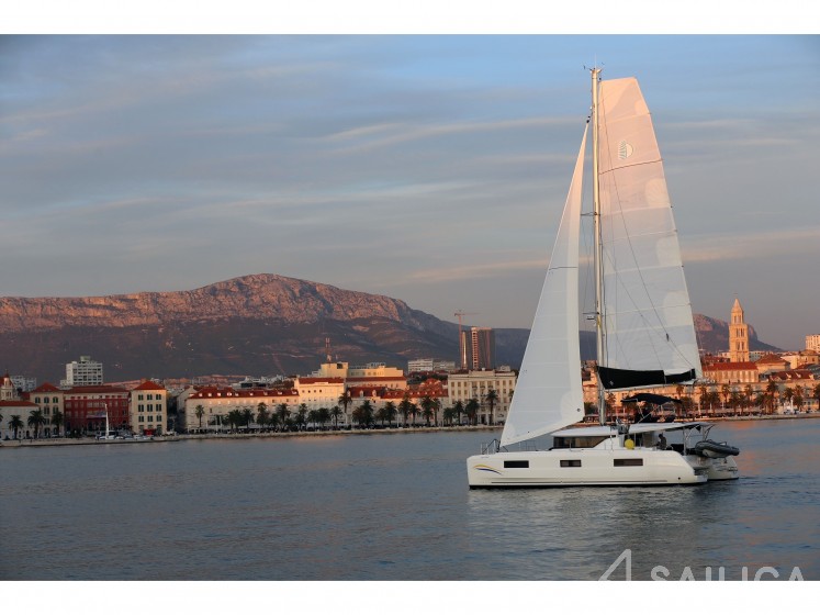 Lagoon 46  - Yacht Charter Sailica