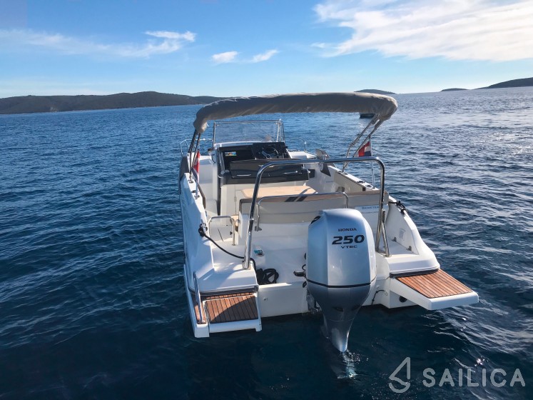 Beneteau Flyer 7.7 SUNdeck - Yacht Charter Sailica