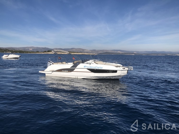 Beneteau Flyer 7.7 SUNdeck - Yacht Charter Sailica