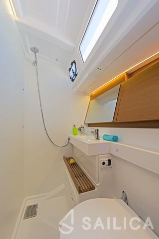 Sun Odyssey 490 - Yacht Charter Sailica