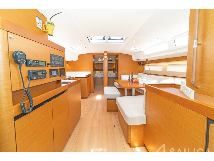 Sun Odyssey 490 - Yacht Charter Sailica