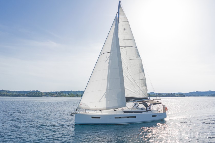 Sun Odyssey 490 - Yacht Charter Sailica