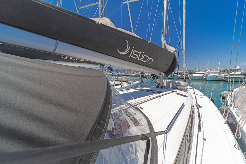 Sun Odyssey 490 - Yacht Charter Sailica
