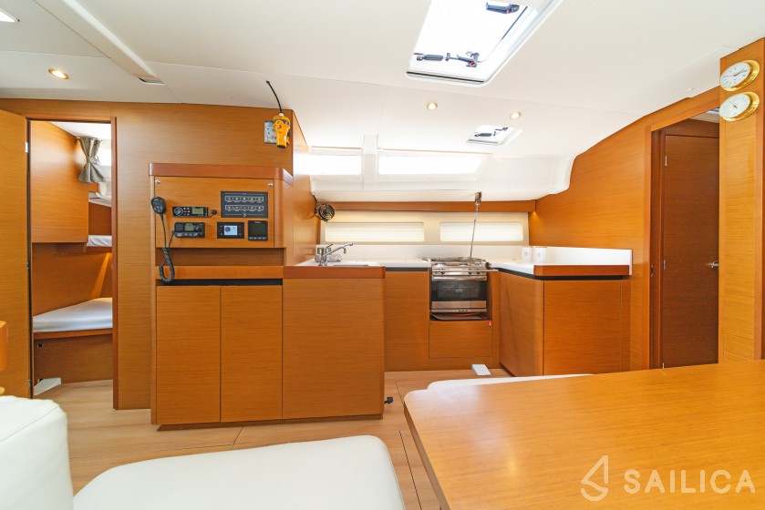 Sun Odyssey 490 - Yacht Charter Sailica