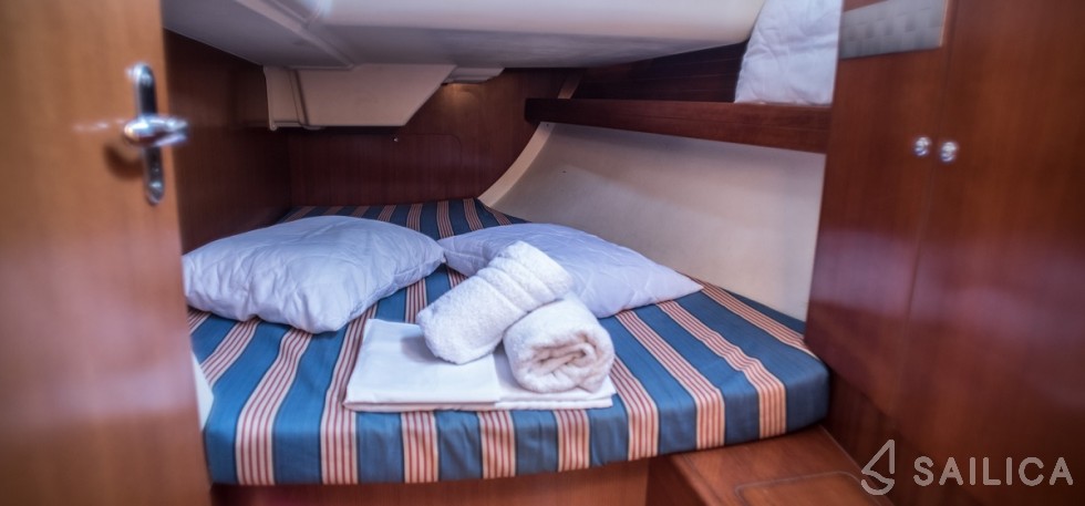 Dufour 385 - Yacht Charter Sailica