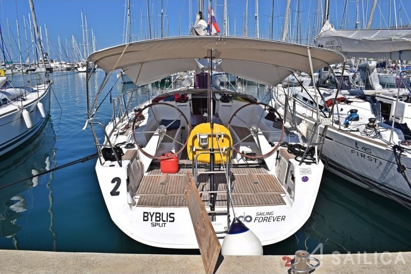 First 45 - Yacht Charter Sailica