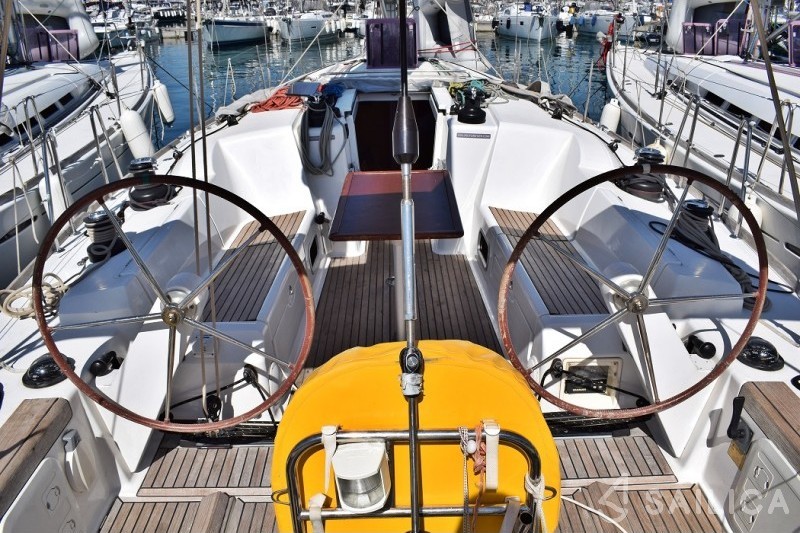 First 45 - Yacht Charter Sailica