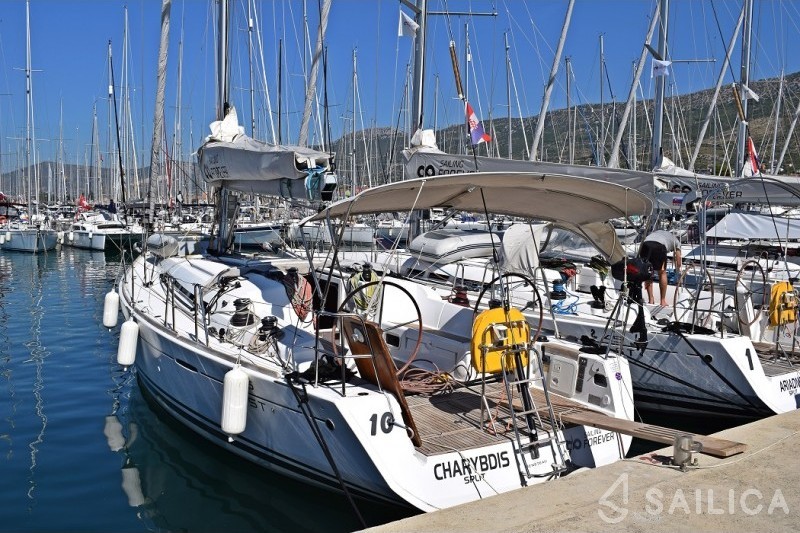 First 45 - Yacht Charter Sailica
