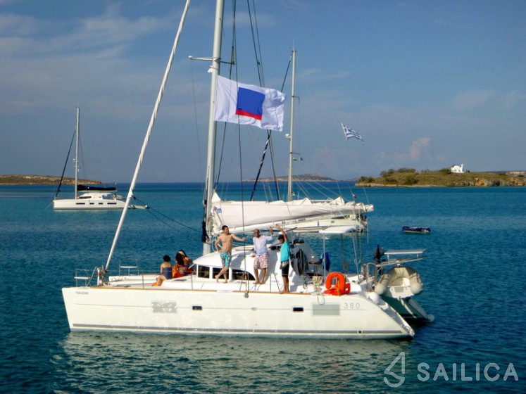 Lagoon 380 - Yacht Charter Sailica