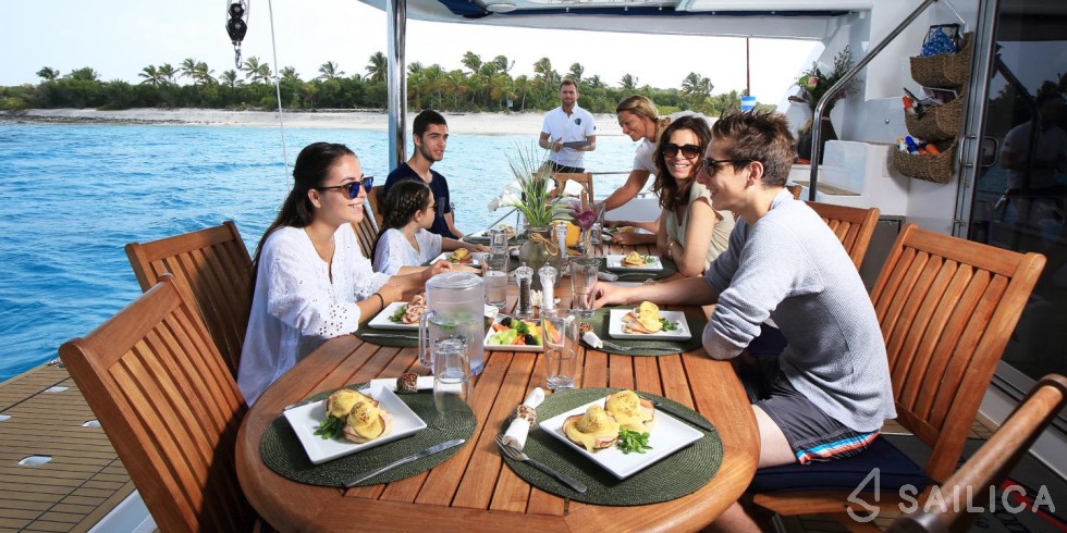 Leopard 58 - Yacht Charter Sailica