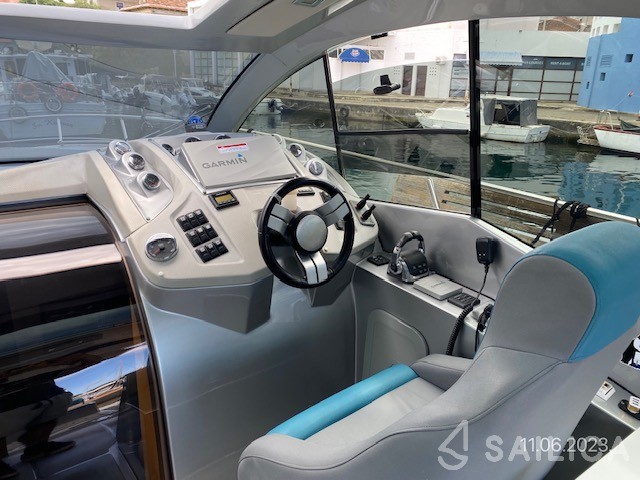 Mirakul 40 - Yacht Charter Sailica