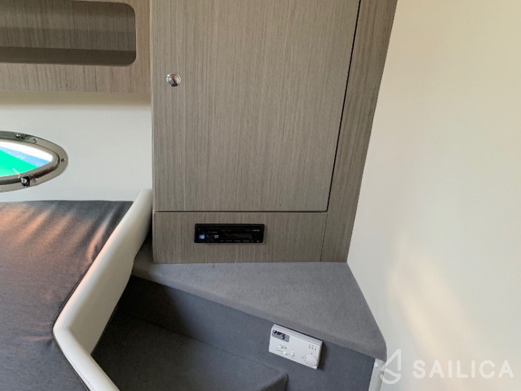 Mirakul 40 - Yacht Charter Sailica