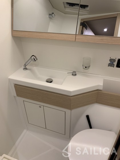 Oceanis 46.1 - Yacht Charter Sailica