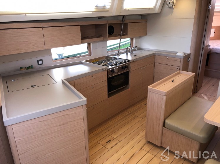 Oceanis 46.1 - Yacht Charter Sailica