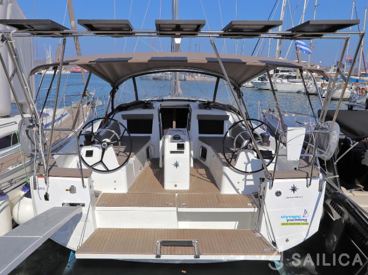 Sun Odyssey 410 - Yacht Charter Sailica