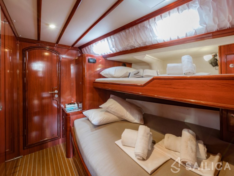 Ocean Star 60.1 - Yacht Charter Sailica