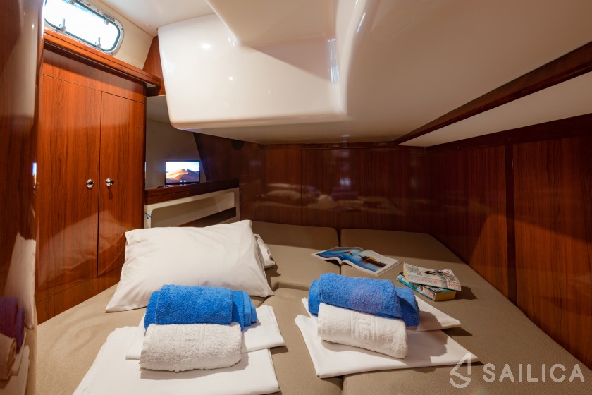 Ocean Star 60.1 - Yacht Charter Sailica