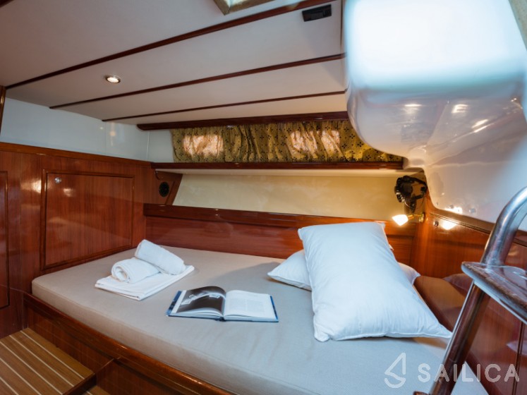 Ocean Star 60.1 - Yacht Charter Sailica