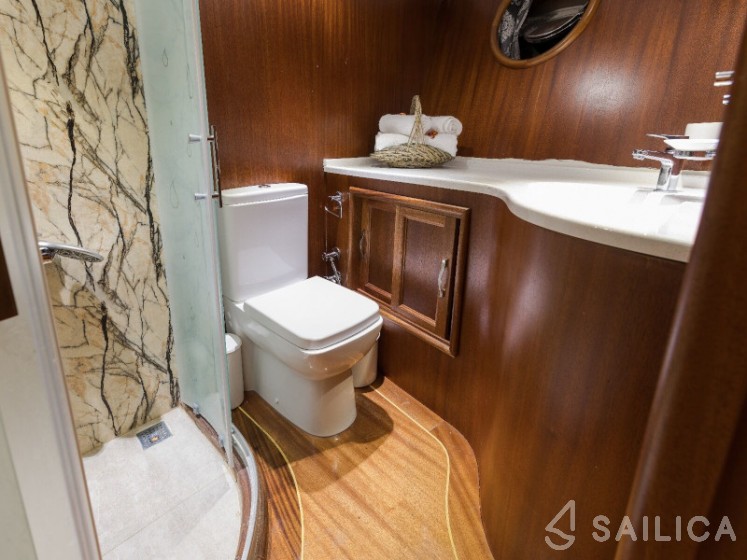 Gulet - Yacht Charter Sailica