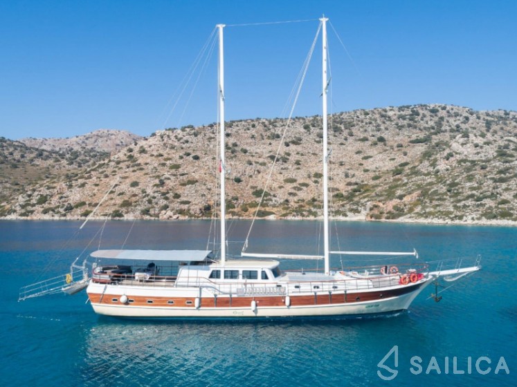Gulet - Yacht Charter Sailica