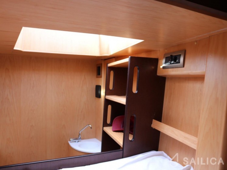 Sunreef 62 - Yacht Charter Sailica