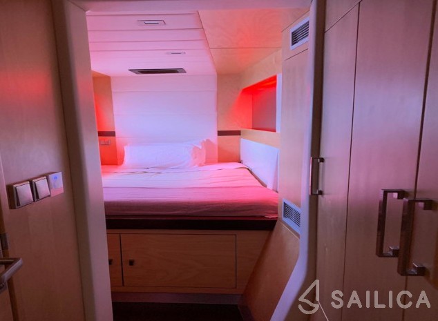 Sunreef 62 - Yacht Charter Sailica