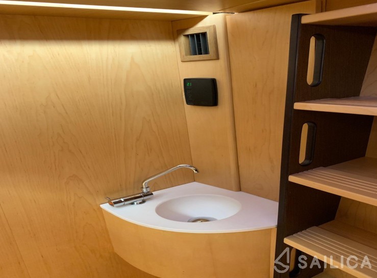 Sunreef 62 - Yacht Charter Sailica