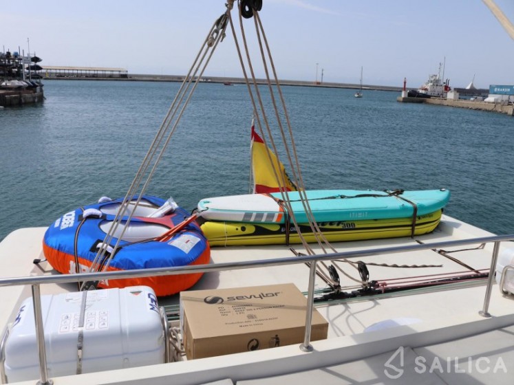 Sunreef 62 - Yacht Charter Sailica