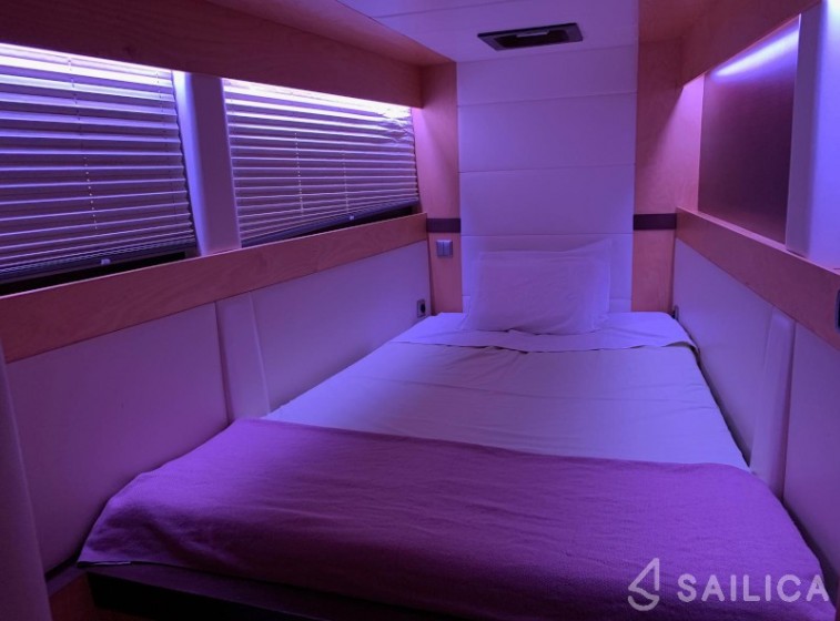 Sunreef 62 - Yacht Charter Sailica