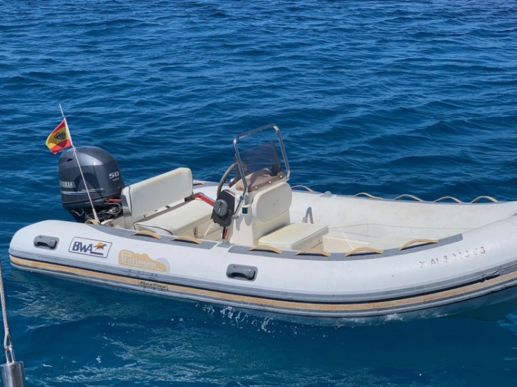 Sunreef 62 - Yacht Charter Sailica