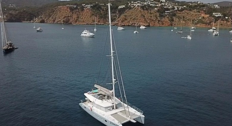 Sunreef 62 - Yacht Charter Sailica