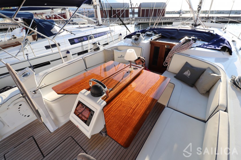 Bavaria Cruiser 46 - Yacht Charter Sailica