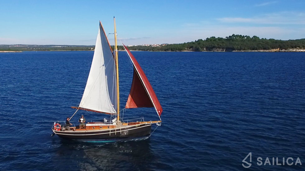Pilot Cutter - Yacht Charter Sailica