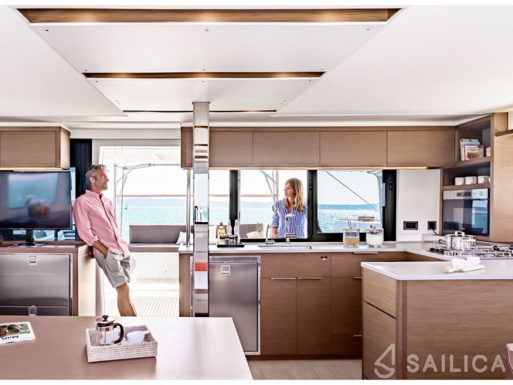 Lagoon 46  - Yacht Charter Sailica
